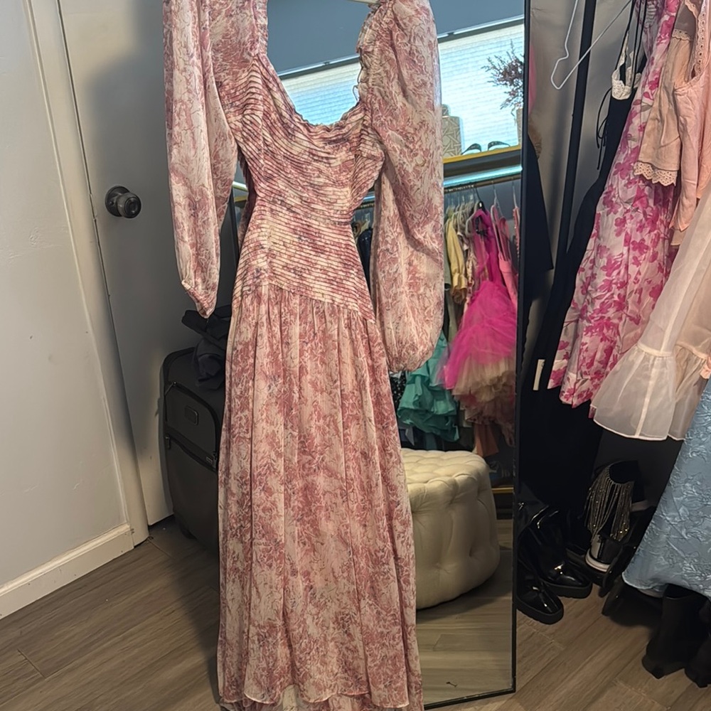 Elegant Pink Floral Maxi Dress